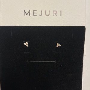 Mejuri Mini Lotus Studs (pair), 14K Yellow Gold